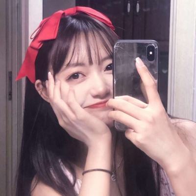 山西洪洞：八旬母亲患老年痴呆 47岁孝子“装痴卖傻”逗她笑